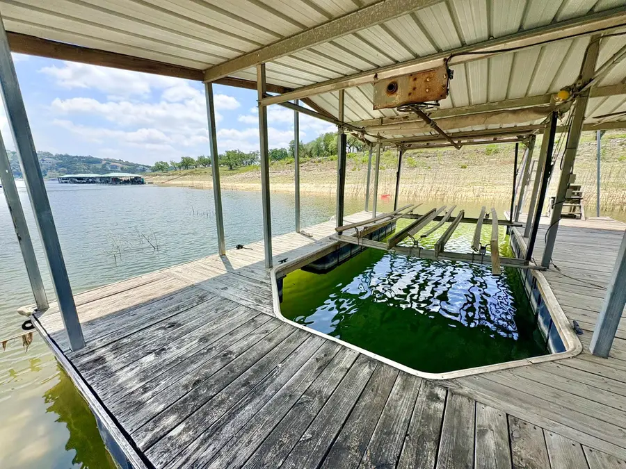 1115 Edgewater Dr, Spicewood, TX 78669 - #2