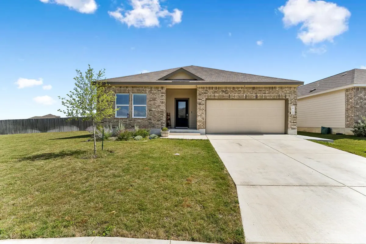 2724 Sierra Chicas Ln, Seguin, TX 78155 - #1