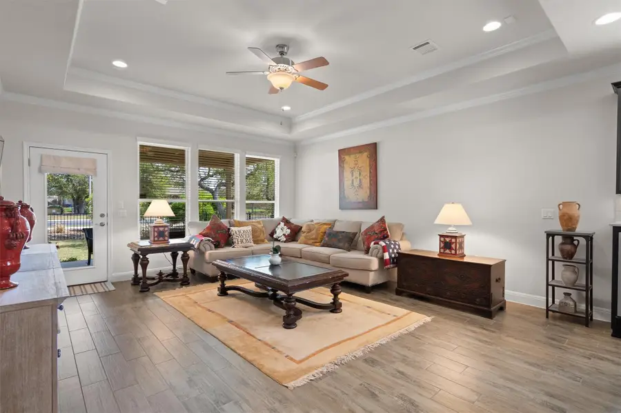 818 Haystack Creek Trl, Georgetown, TX 78633 - #2