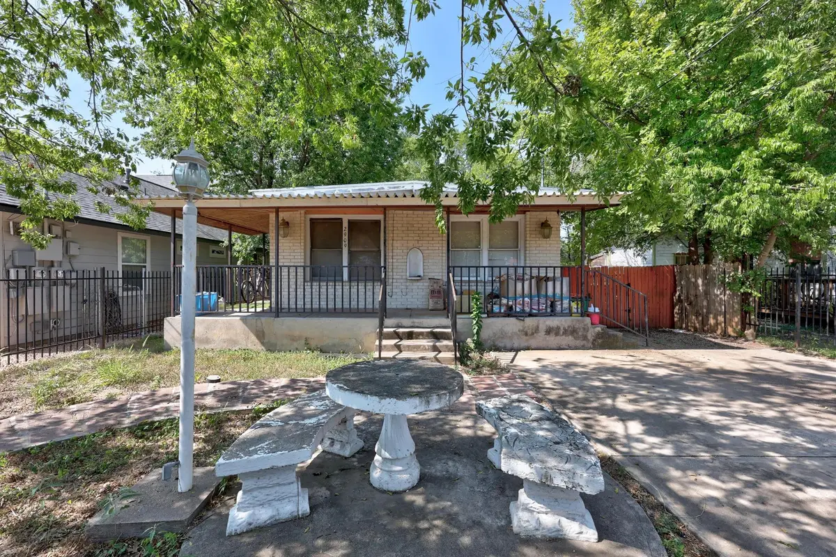 2909 E 5th St, Austin, TX 78702 - Image #1