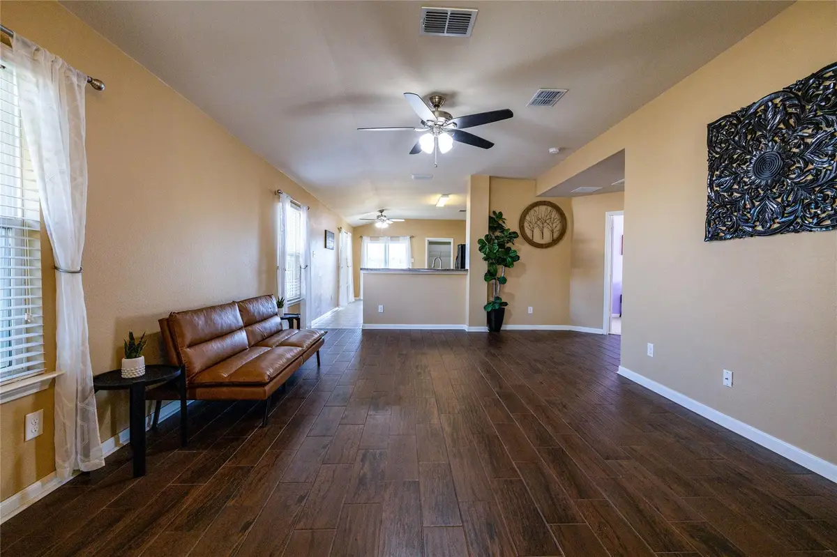 1514 Wedgewood Cv, Lockhart, TX 78644 - Image #1