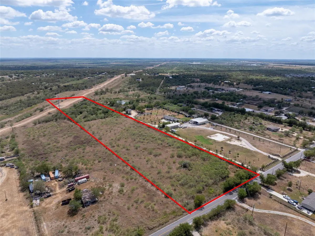 11605 Schriber Rd, Buda, TX 78610 - #1
