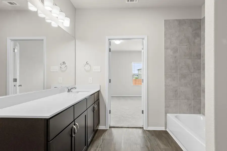 2428 Ambling Trl, Georgetown, TX 78628 - Image #3