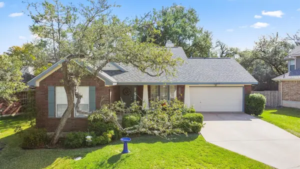 11019 Whiskey River Dr, Austin, TX 78748