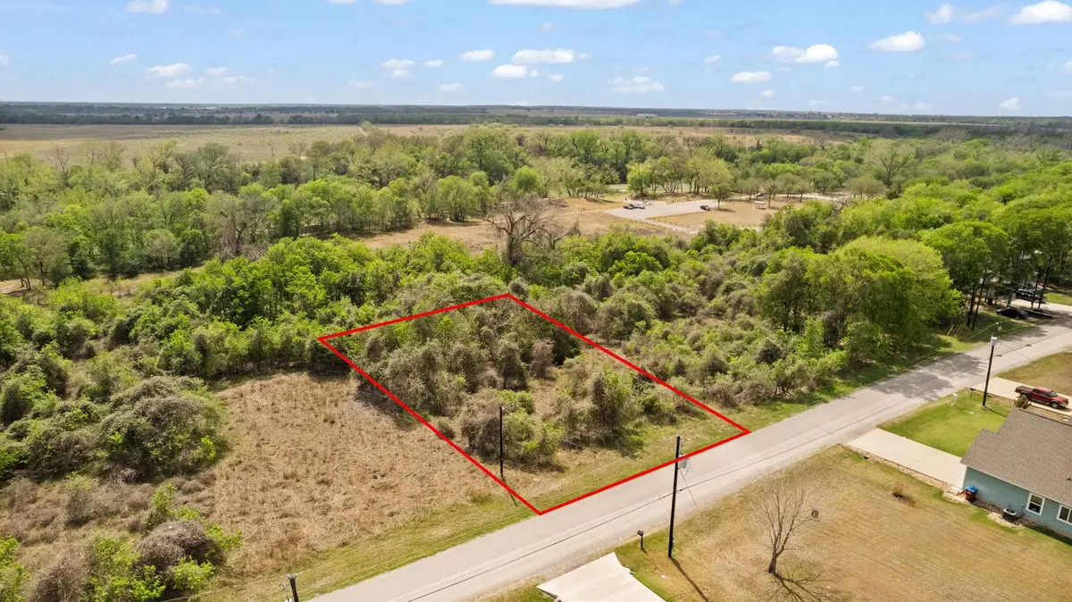 183 Kahana Ln, Bastrop, TX 78602 - #1
