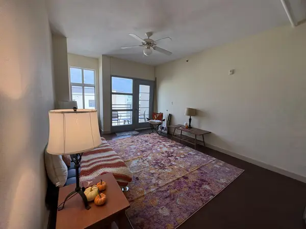 711 W 26th St #700, Austin, TX 78705