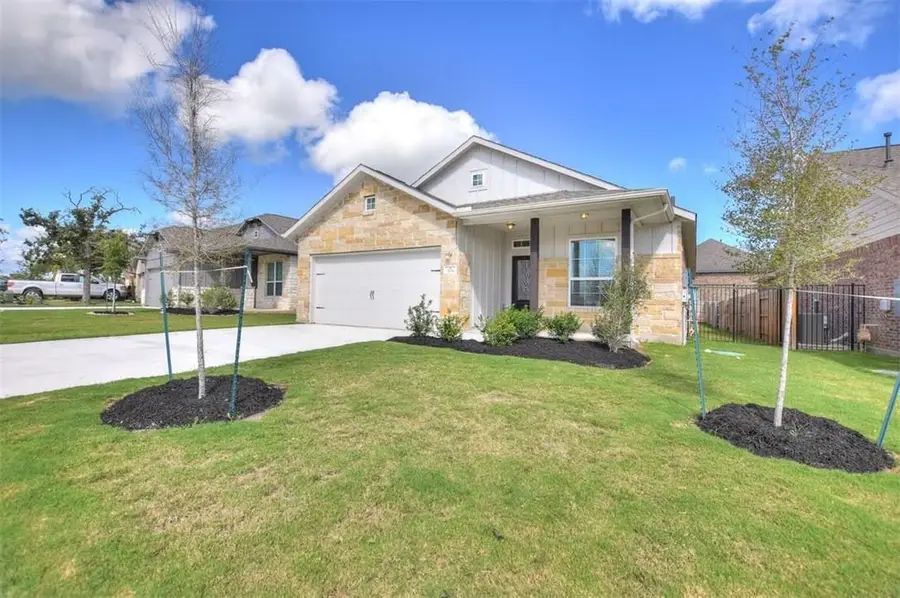 704 Bonnet Blvd, Georgetown, TX 78628 - #2