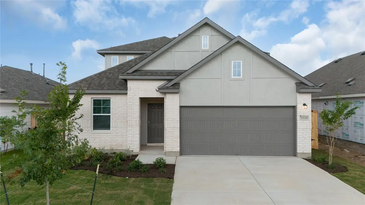 25521 Flora Bella Ln, Elgin, TX 78621 - #1