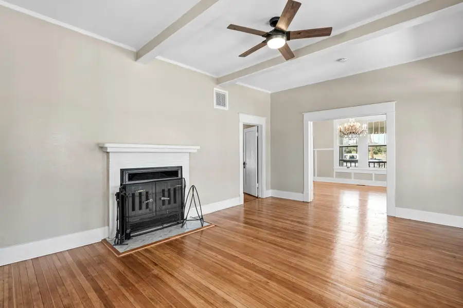 1501 Beaver Ln, Florence, TX 76527 - Image #3