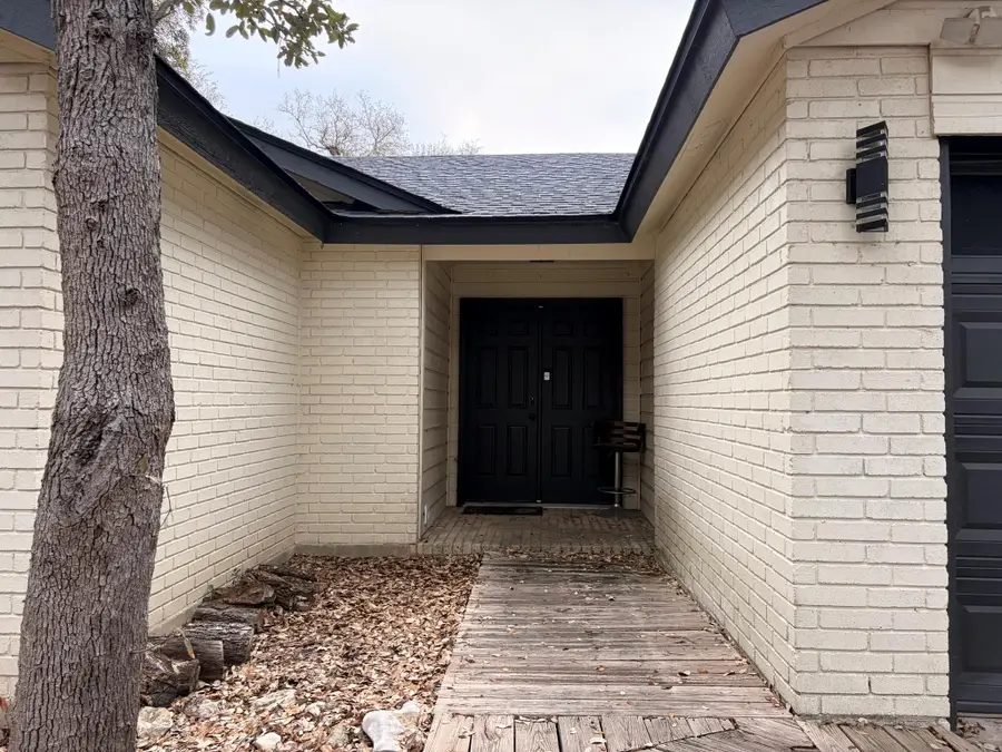 619 Franklin Dr, San Marcos, TX 78666 - #2