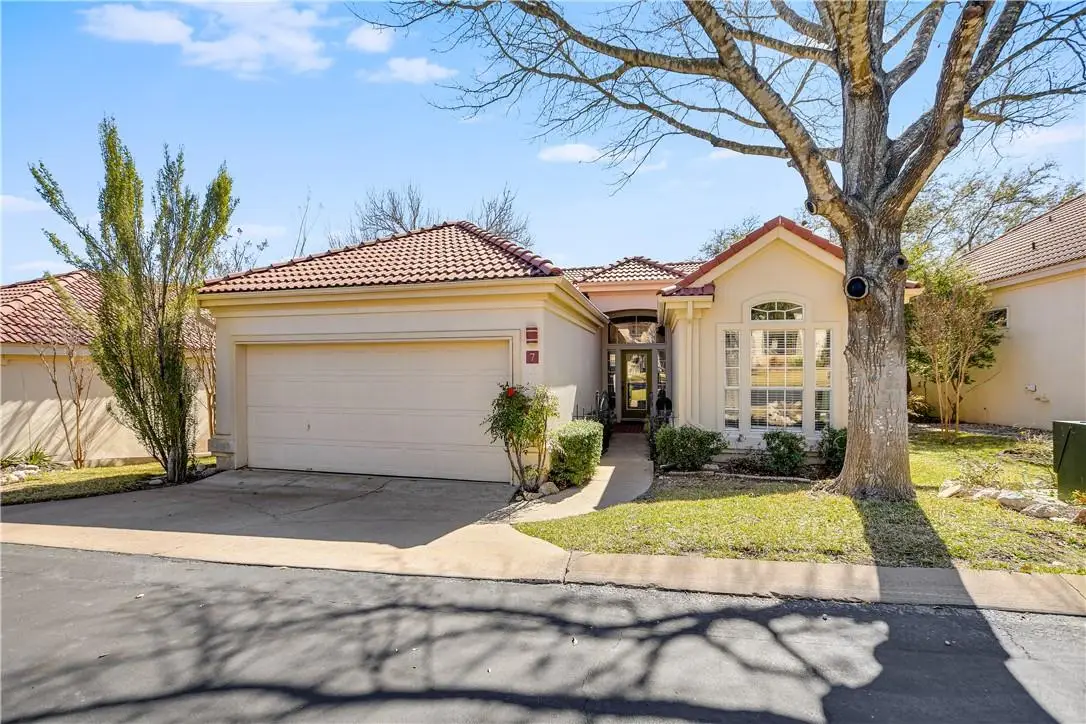 7 Tourney Ln, The Hills, TX 78738 - Image #1