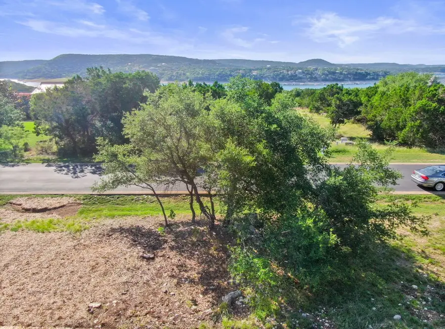 8200 Moon Rise Trl, Jonestown, TX 78645 - Image #2