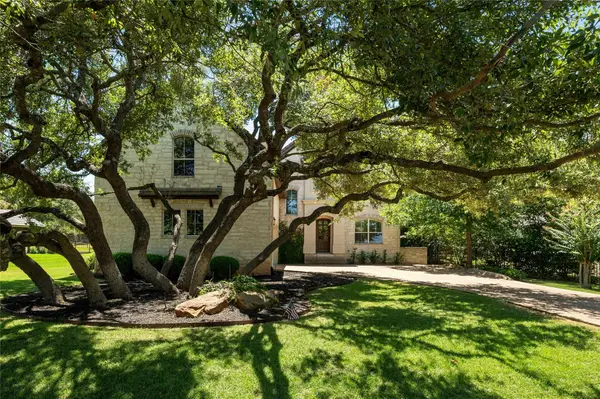 6 Drifting Wind Run, Lakeway, TX 78738