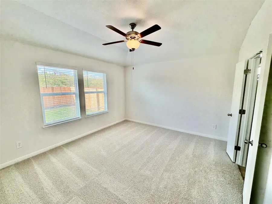 3611 Kent Chalk Rd, Buda, TX 78610 - #3