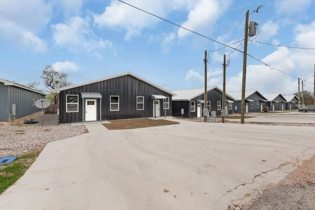 872 Waco St #872, Kingsland, TX 78639 - Image #1