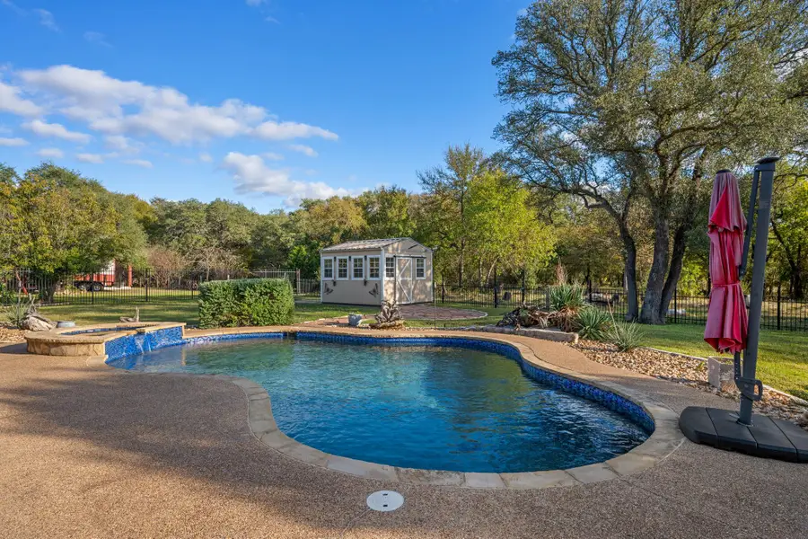 686 Benchmark Trl, Belton, TX 76513 - Image #2