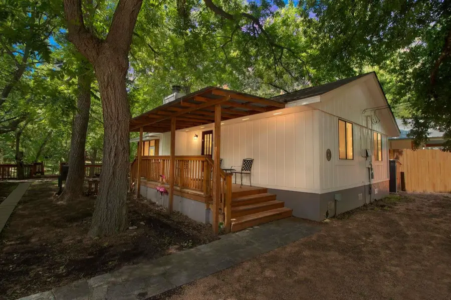 107-109 Scudder Ln, Wimberley, TX 78676 - Image #2