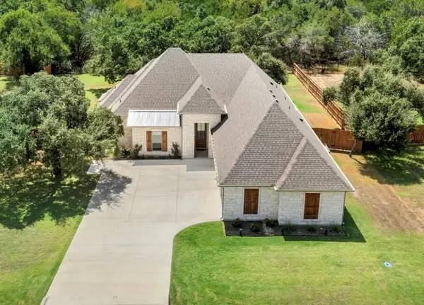 11175 Golden Eagle Ave, Salado, TX 76571