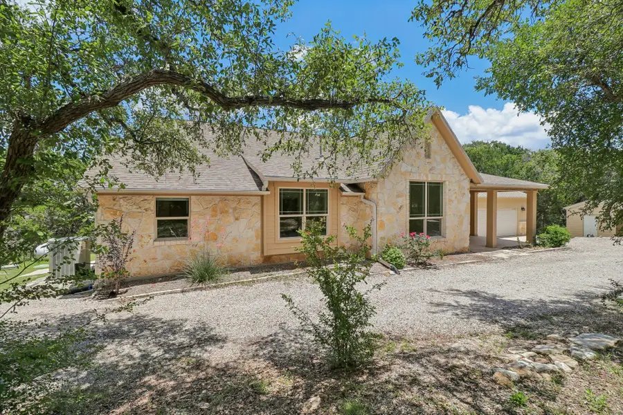 225 Shady Oaks Trl, Liberty Hill, TX 78642 - #2