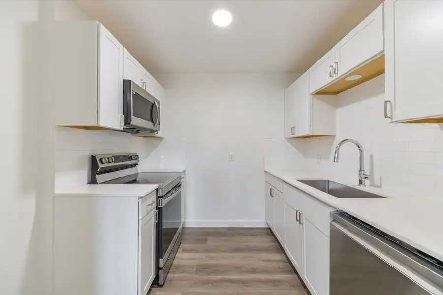 3703 Harmon Ave #103, Austin, TX 78705 - Image #2