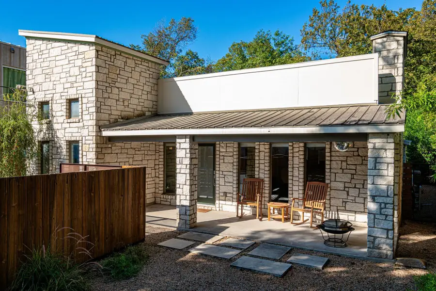 72 San Saba St, Austin, TX 78702 - #2