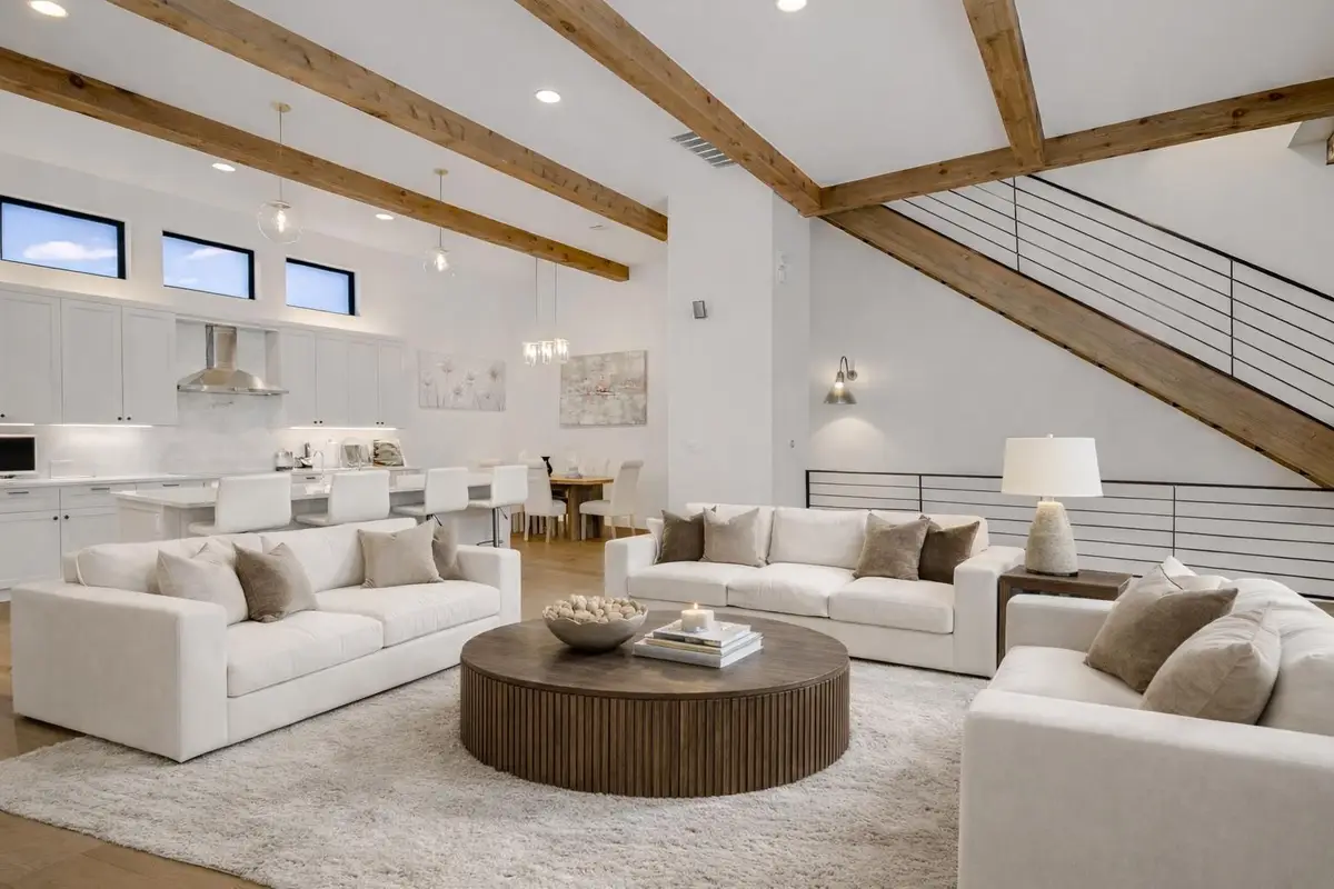 13322 Galleria Cir, Austin, TX 78738 - Image #1