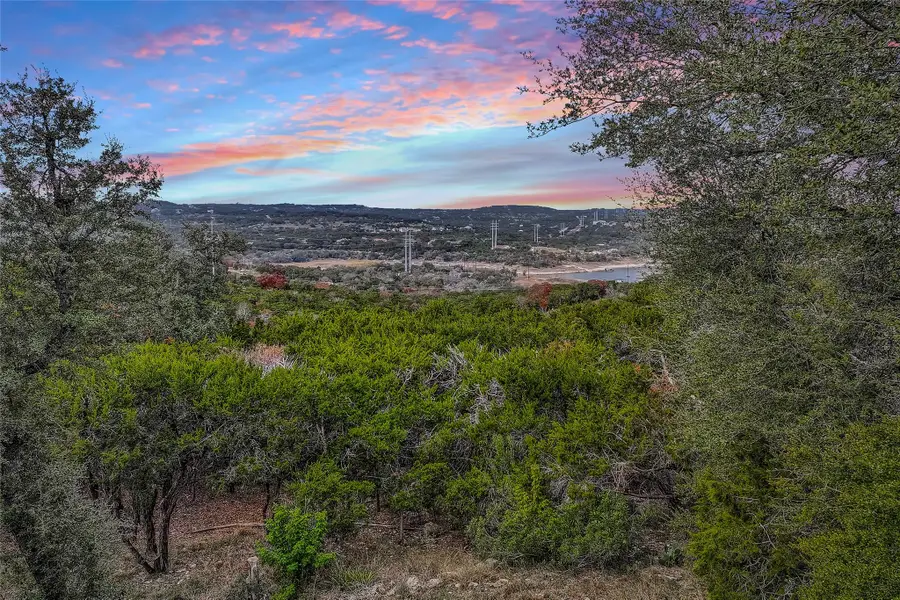 3112 Crosswind Dr, Spicewood, TX 78669 - Image #2