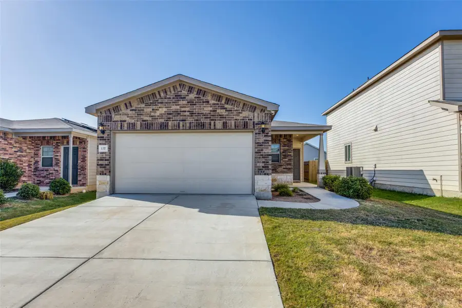 137 Miracle Dr, Jarrell, TX 76537 - #3