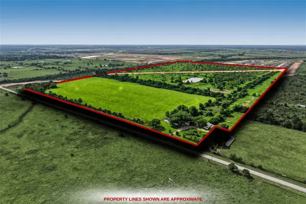 30241 Burton Cemetery Rd, Waller, TX 77484