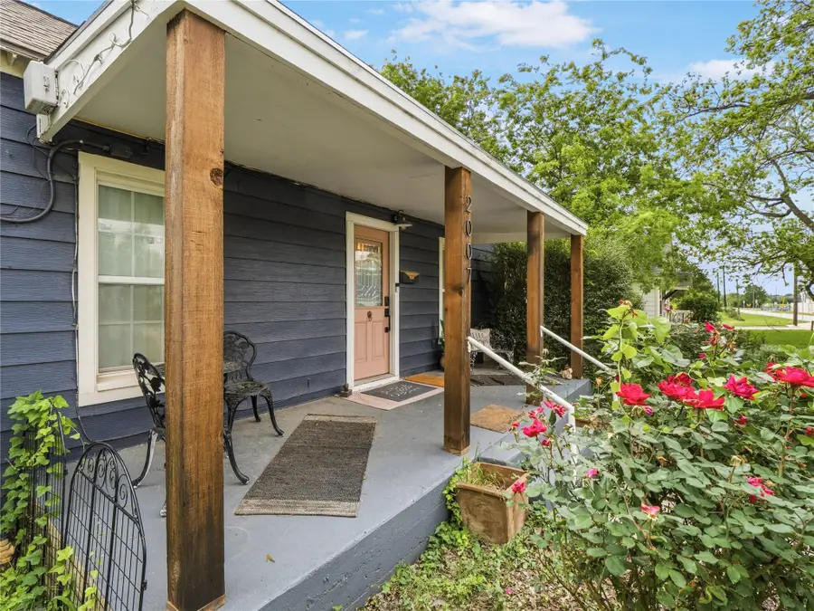 2007 S Church St, Georgetown, TX 78626 - #3