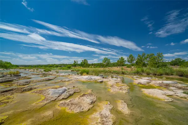 1151 Brock Hollow Dr, Johnson City, TX 78636