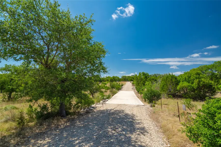 1151 Brock Hollow Dr, Johnson City, TX 78636 - Image #2