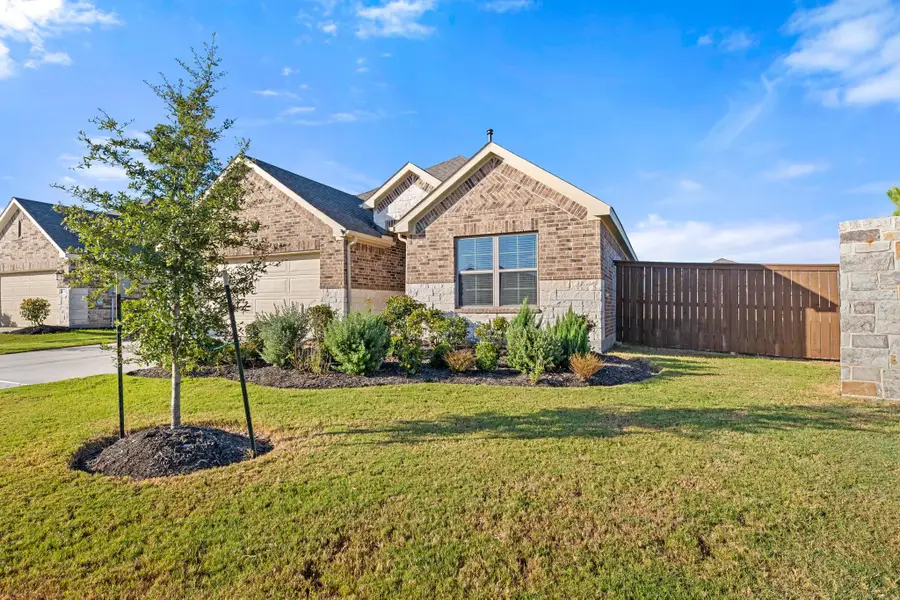7643 Tramontana Ln, Baytown, TX 77523 - Image #2