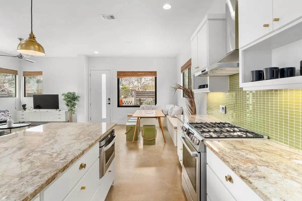 3311 Pennsylvania Ave #A, Austin, TX 78721 - #1