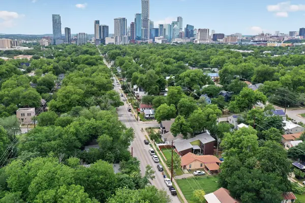 1912 Holly St, Austin, TX 78702