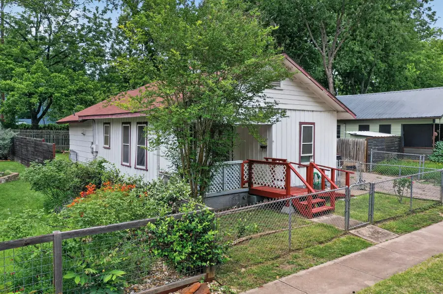 1912 Holly St, Austin, TX 78702 - #3