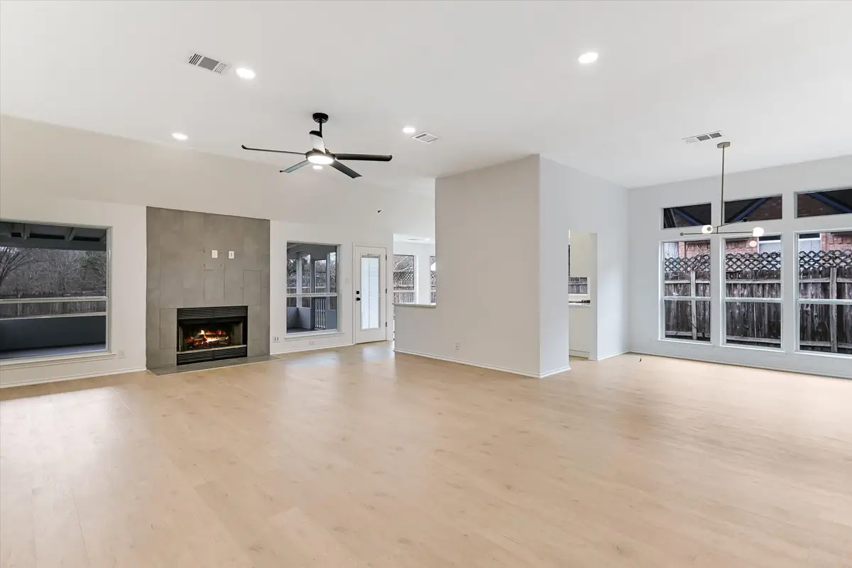 7731 Kiva Dr, Austin, TX 78749 - Image #1