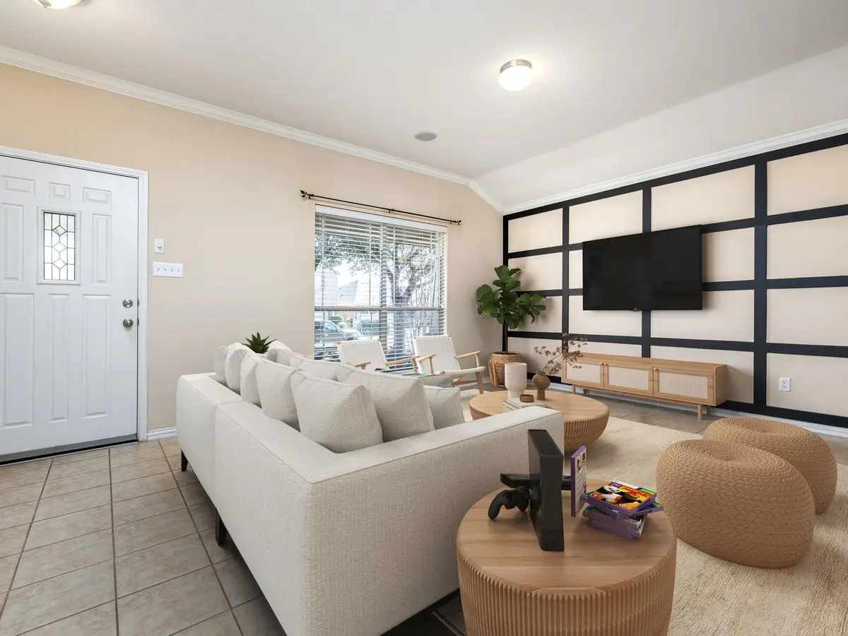 2005 Granite Springs Rd, Leander, TX 78641 - #1