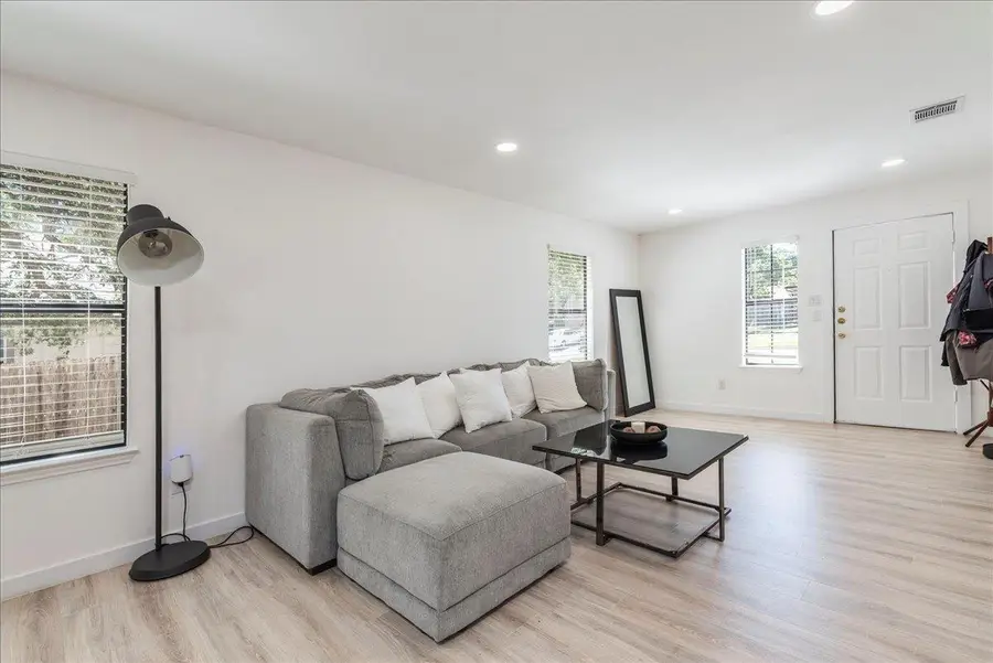 1707 Yucca Ln, Cedar Park, TX 78613 - Image #3