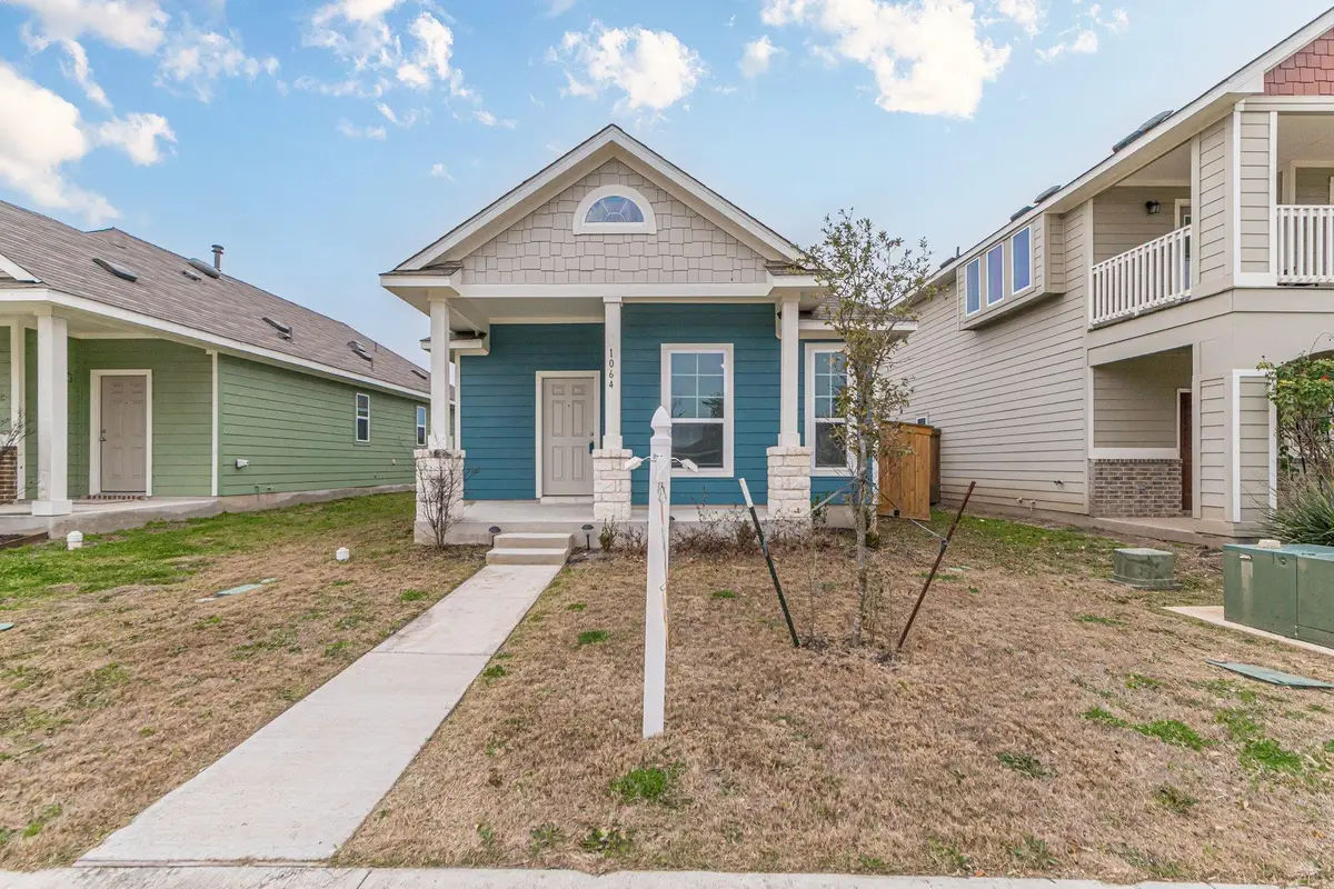1064 Esplanade Pkwy, San Marcos, TX 78666 - #1