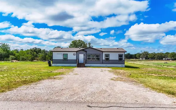 189 Luna Ct, Dale, TX 78616