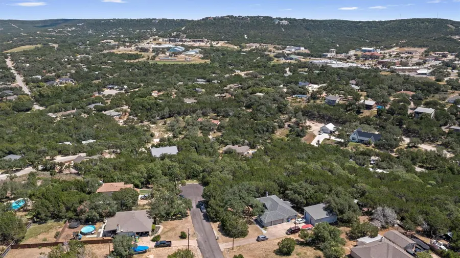 7405 Little Oak Cir, Lago Vista, TX 78645 - Image #3