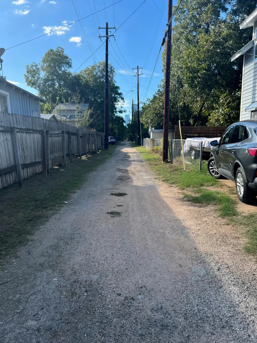 2409 Willow St, Austin, TX 78702 - #3