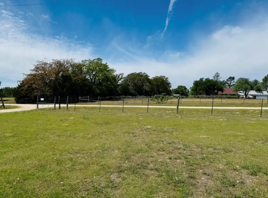 1094 Raintree Ln, Elgin, TX 78621 - #2