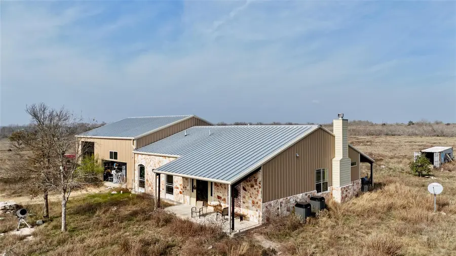 326 County Road 451, Waelder, TX 78959 - Image #2