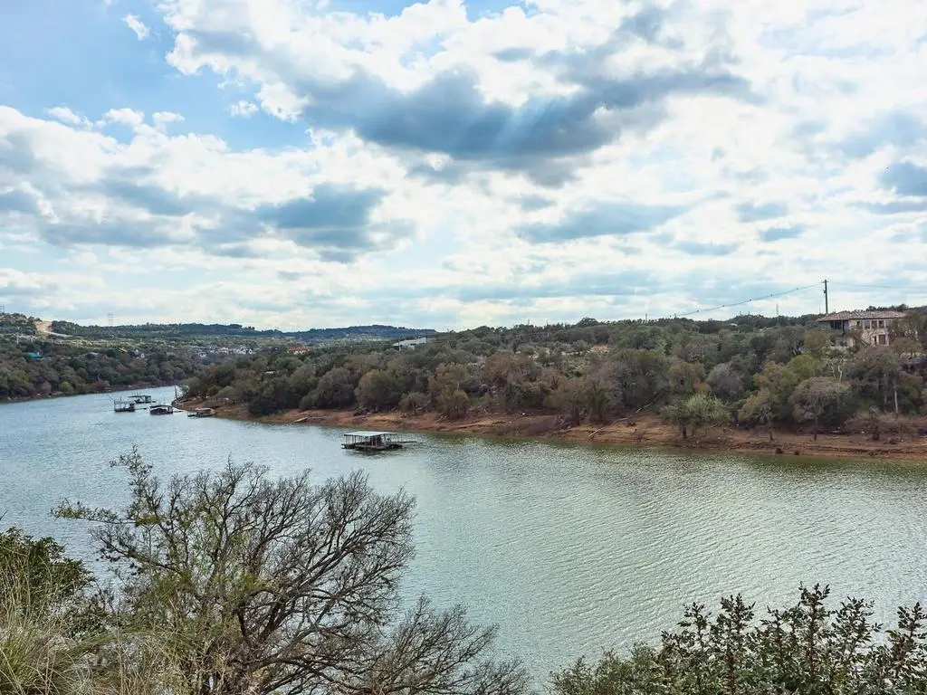 1102 Cliffview Dr, Spicewood, TX 78669 - #1