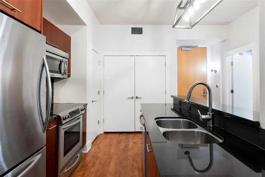 603 Davis St #708, Austin, TX 78701 - #3