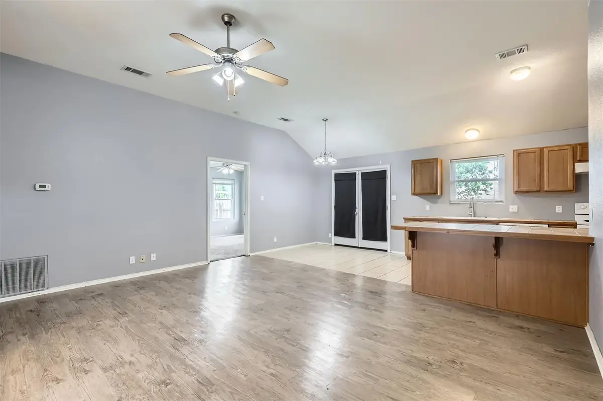 224 Copper Ln, Jarrell, TX 76537 - Image #1