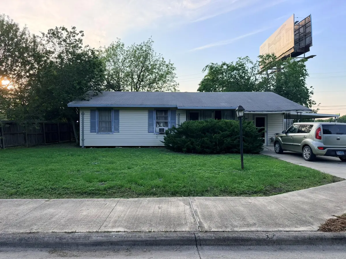 512 Patricia Dr, San Marcos, TX 78666 - #1