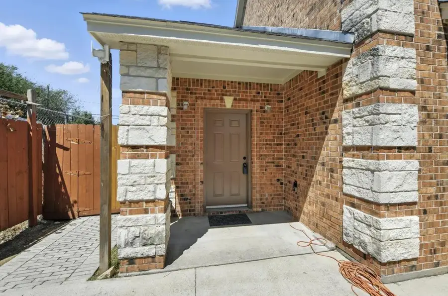 619 Comal Ave, Fort Worth, TX 76108 - Image #2